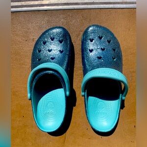 Disney sparkly crocs slightly used men’s 9 women’s 11